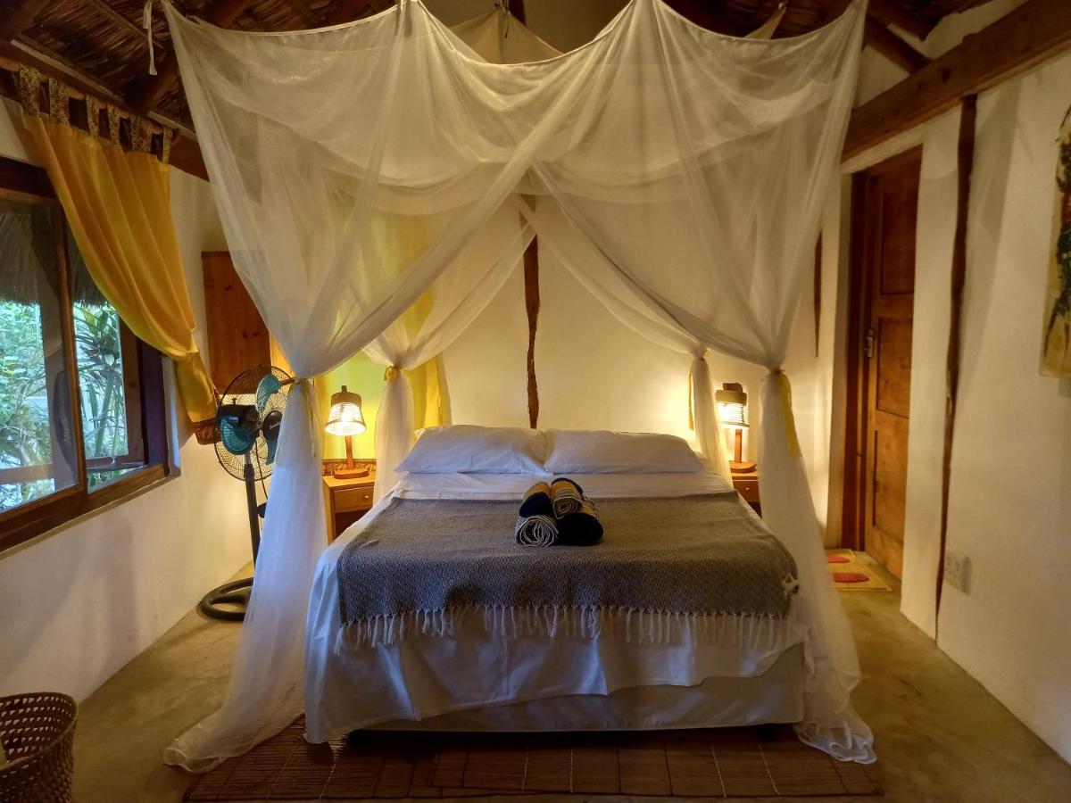 Casa Camaleao Gekko Cottadge Hotel Praia do Praia do Tofo Eksteriør billede